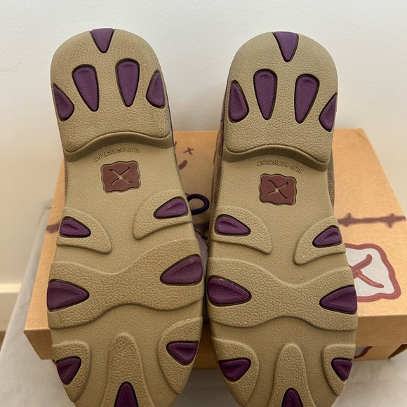 NWT- Twisted X Woman’s Chukka Driving Mocs- WDM0015- Size 7 - Picture 5 of 6